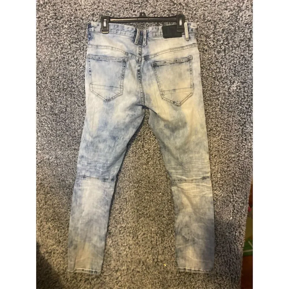 Men's Vintage Light Blue Denim Jeans Size 32 Straight Fit